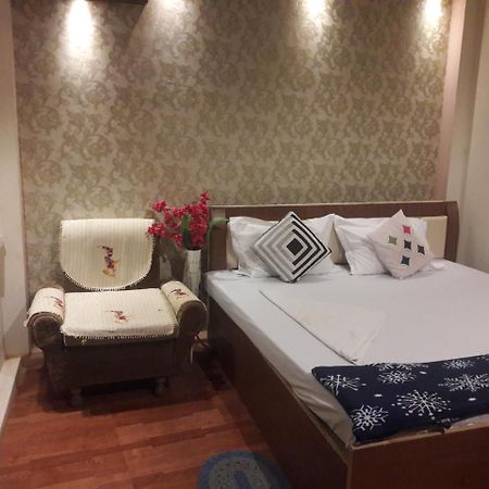 Buddha Guest House Варанаси Екстериор снимка