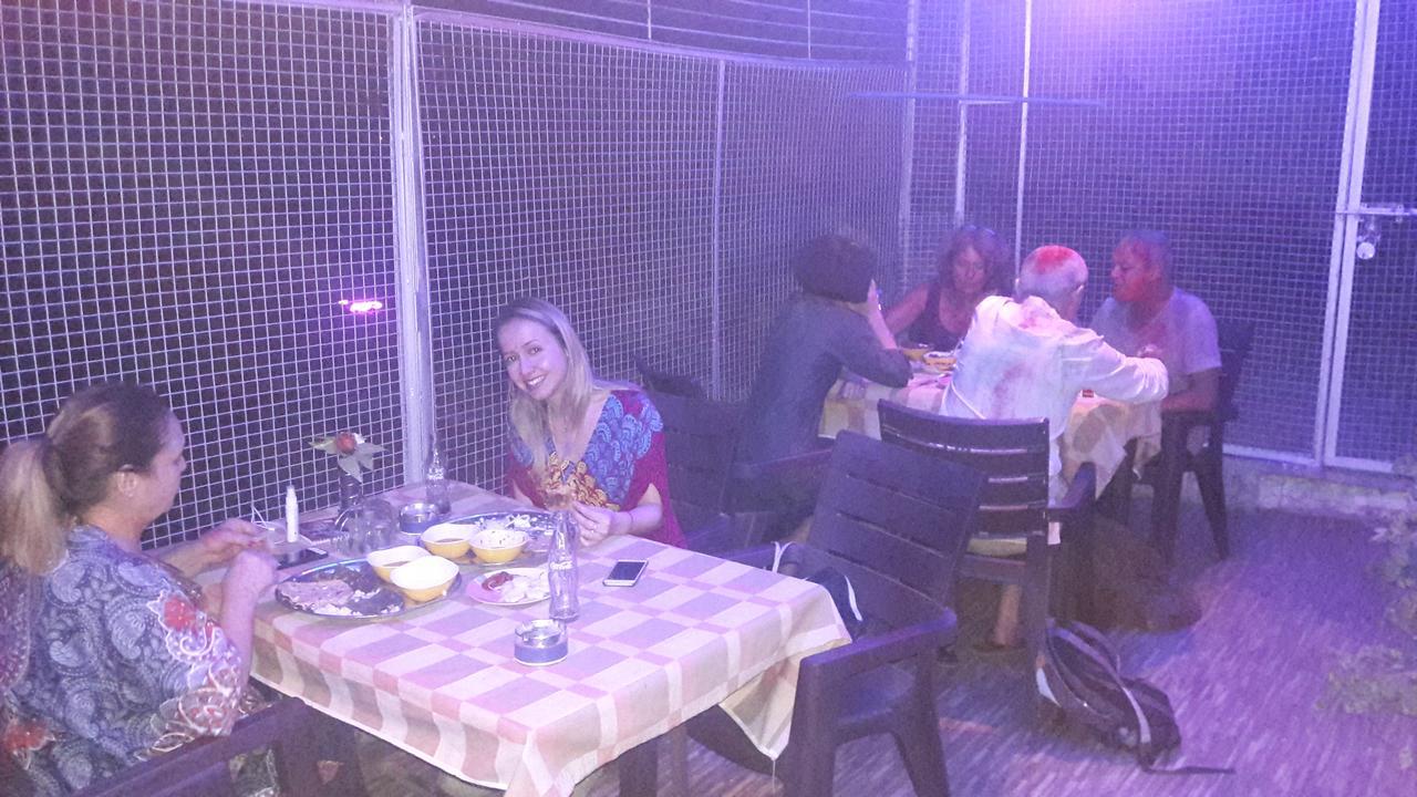 Buddha Guest House Варанаси Екстериор снимка
