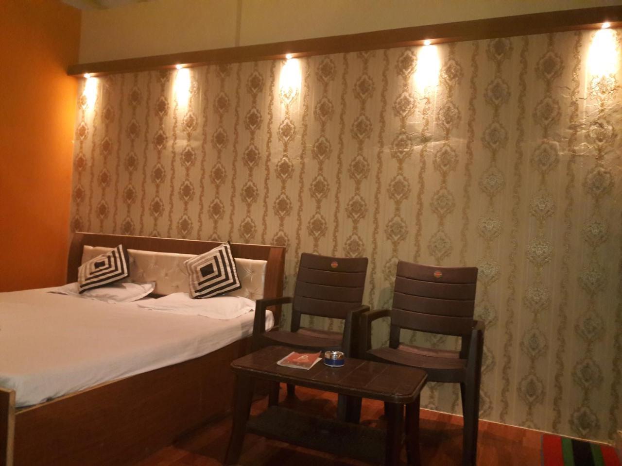 Buddha Guest House Варанаси Екстериор снимка