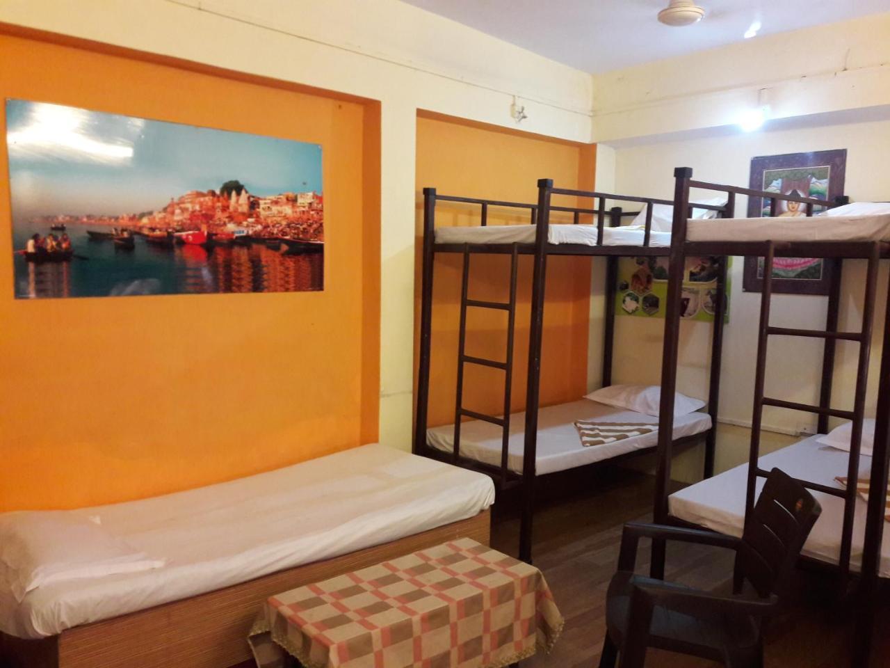 Buddha Guest House Варанаси Екстериор снимка