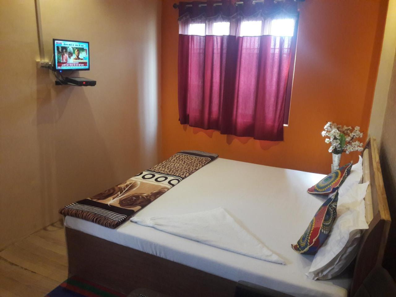 Buddha Guest House Варанаси Екстериор снимка