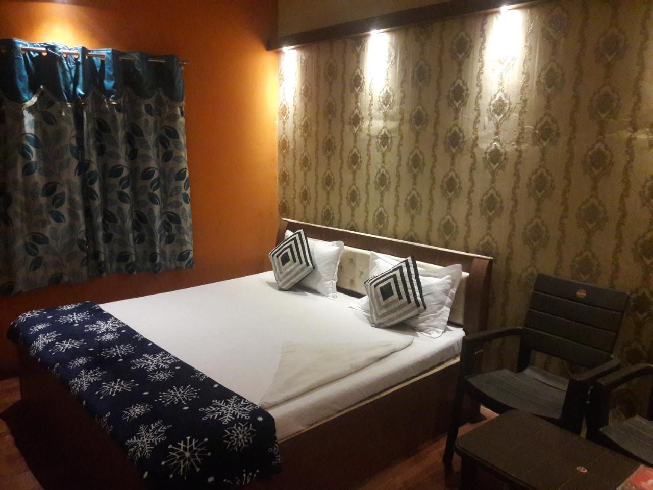 Buddha Guest House Варанаси Екстериор снимка