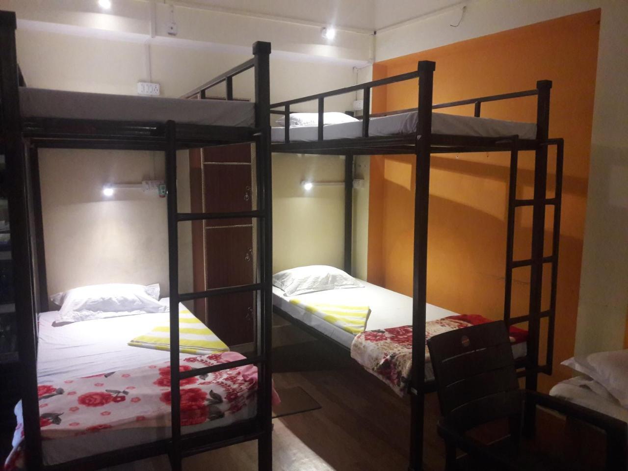 Buddha Guest House Варанаси Екстериор снимка