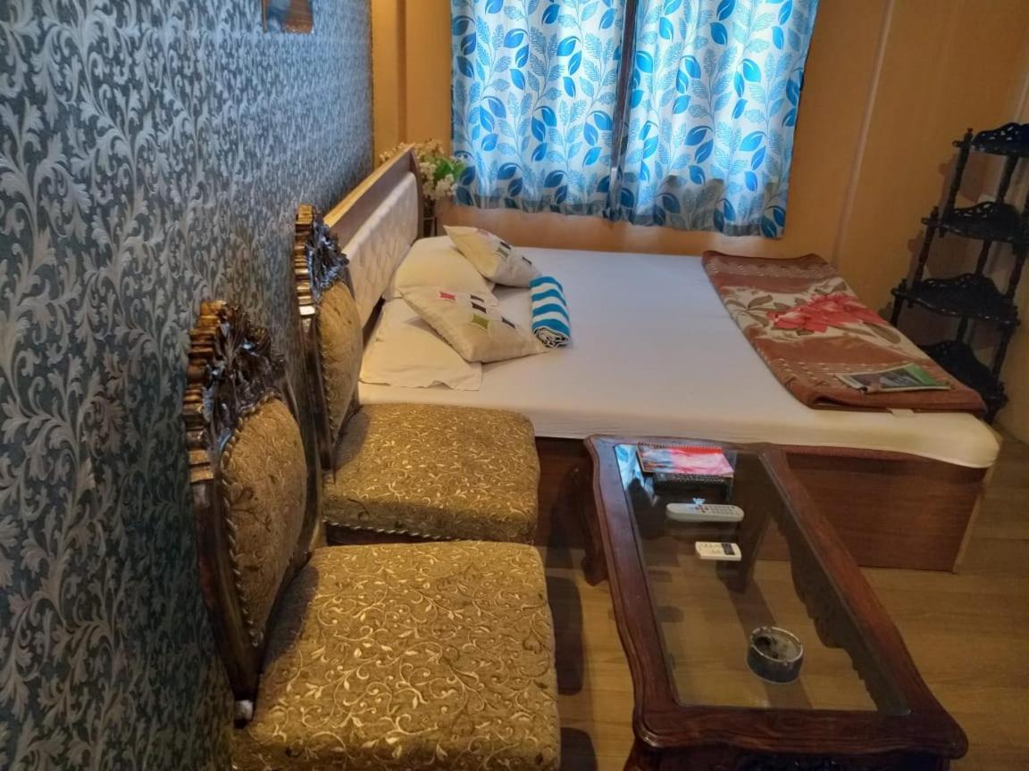 Buddha Guest House Варанаси Екстериор снимка